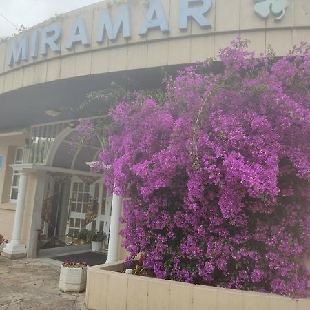 Hotel Miramar ラレード エクステリア 写真