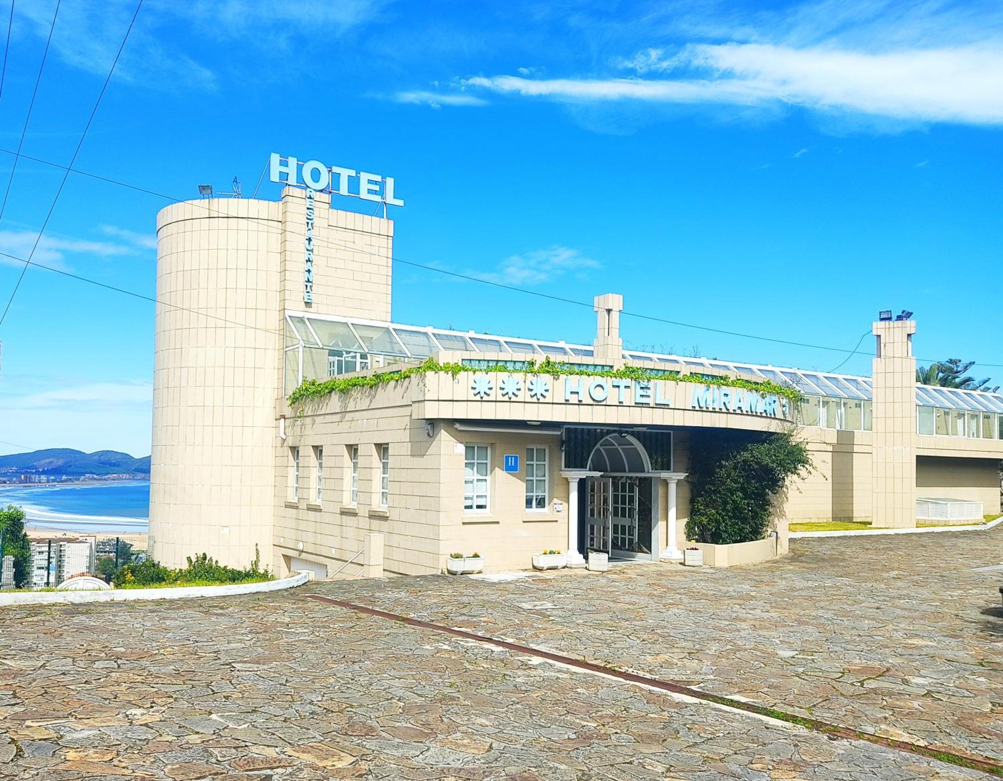 Hotel Miramar ラレード エクステリア 写真